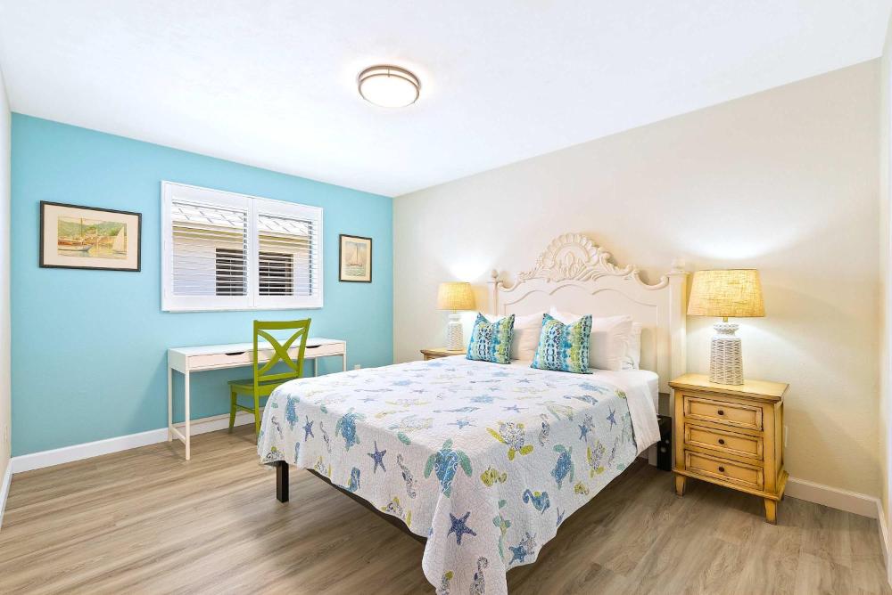 Avanti Vacation Rental - Newly Updated 3 BR Retreat with Private Pool - Just Minutes from Vanderbilt Beach and Delnor Wiggins! State Park Sunny Southern Exposure and Pet Friendly Stay